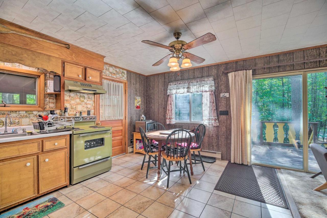 Cozy Adirondacks Cabin Walk To Lake Eaton! Jay Eksteriør bilde