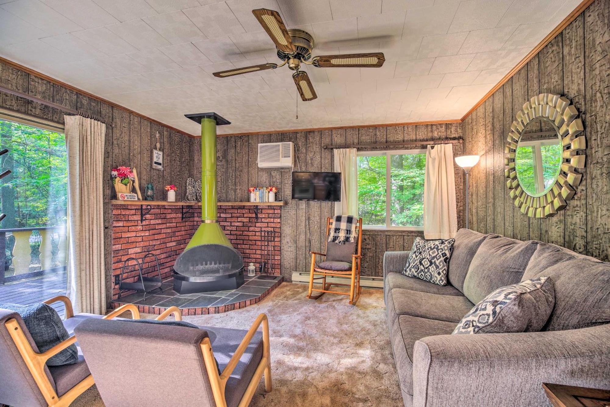 Cozy Adirondacks Cabin Walk To Lake Eaton! Jay Eksteriør bilde